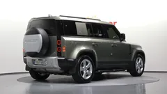 2023 Land Rover Defender 110 D300 HSE — фото 2