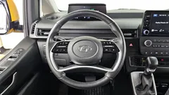 2023 Hyundai Staria L3.5 Kinder Safety Car — фото 13