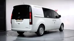 2023 Hyundai Staria Cargo 5-Seater — фото 2