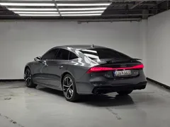 2022 Audi A7 45 TDI Quattro Premium — фото 2