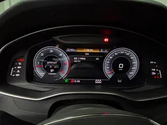 2022 Audi A7 45 TDI Quattro Premium — фото 5