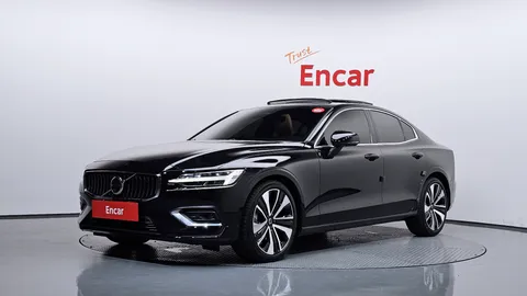 2023 Volvo S60 B5 Ultimate Bright