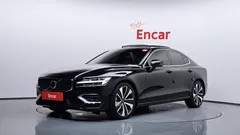 2023 Volvo S60 B5 Ultimate Bright — фото 1