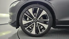 2023 Volvo S60 B5 Ultimate Bright — фото 5