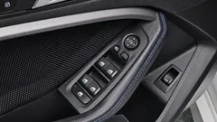 2023 BMW 1-Series 120i M Sports — фото 17