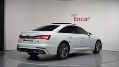 2023 Audi A6 45 TFSI Quattro Premium — фото 2