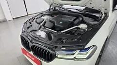 2023 BMW 5-Series 530i M Sport Package — фото 6