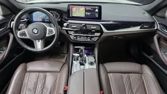 2023 BMW 5-Series 530i M Sport Package — фото 7