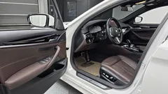 2023 BMW 5-Series 530i M Sport Package — фото 10