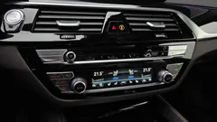 2023 BMW 5-Series 530i M Sport Package — фото 17