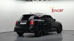 2023 Mini Cooper 5Door Resolute Edition — фото 2