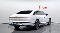 2023 Hyundai Grandeur Calligraphy — фото 2