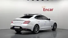 2023 Genesis G70 Gasoline 2.0T 4WD — фото 2
