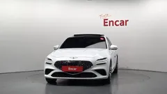 2023 Genesis G70 Gasoline 2.0T 4WD — фото 3