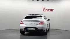 2023 Genesis G70 Gasoline 2.0T 4WD — фото 4