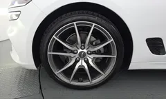2023 Genesis G70 Gasoline 2.0T 4WD — фото 5