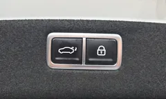 2023 Genesis G70 Gasoline 2.0T 4WD — фото 17