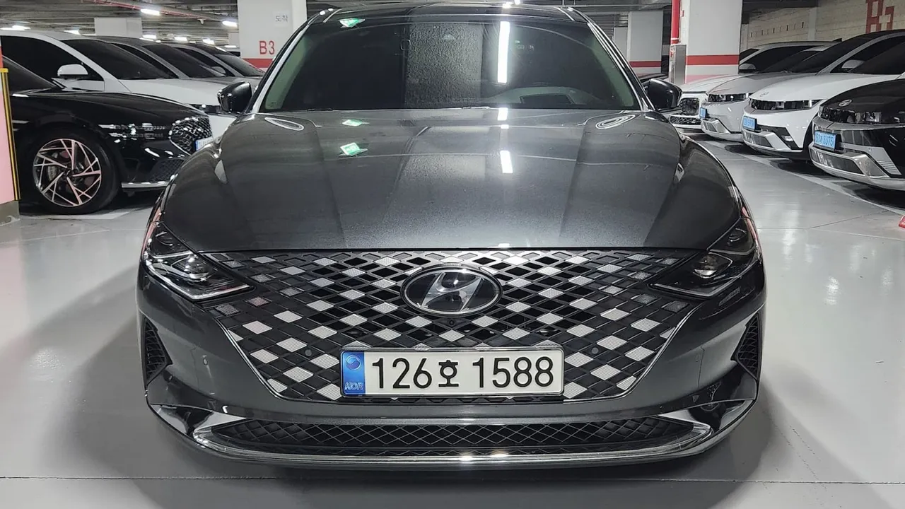 2022 Hyundai Grandeur Le Blanc