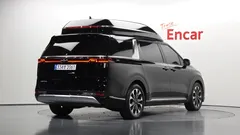 2023 Kia Carnival Gasoline 9-Seater Hi-Limousine — фото 2