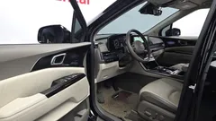 2023 Kia Carnival Gasoline 9-Seater Hi-Limousine — фото 10