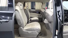 2023 Kia Carnival Gasoline 9-Seater Hi-Limousine — фото 12