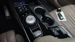 2024 Kia K8 Signature Special — фото 9