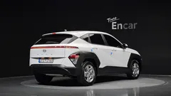 2023 Hyundai Kona Modern — фото 2