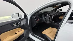 2022 Volvo V60 B5 Pro AWD — фото 10