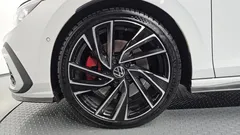 2023 Volkswagen Golf 2.0 GTI — фото 5