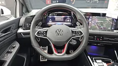 2023 Volkswagen Golf 2.0 GTI — фото 13