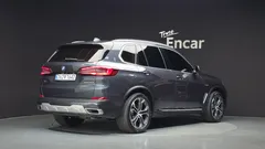 2022 BMW X5 xDrive 45e xLine — фото 2