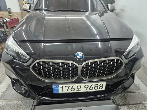 2022 BMW 2-Series M235i xDrive