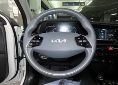 2024 Kia Niro Prestige — фото 8
