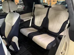 2022 BMW X7 xDrive 40i M Sport Online Exclusive Edition 6 Seater — фото 7