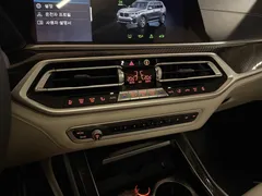 2022 BMW X7 xDrive 40i M Sport Online Exclusive Edition 6 Seater — фото 14