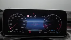 2022 Mercedes-Benz C-Class C300 AMG Line — фото 8