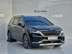 2023 Kia Carnival Diesel 9-Seater Prestige — фото 2