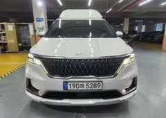 2023 Kia Carnival Diesel 9-Seater Hi-Limousine — фото 11