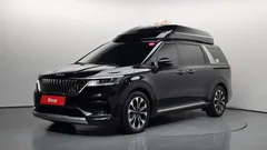2023 Kia Carnival Diesel 9-Seater Hi-Limousine — фото 1