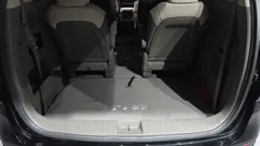 2023 Kia Carnival Diesel 9-Seater Hi-Limousine — фото 18