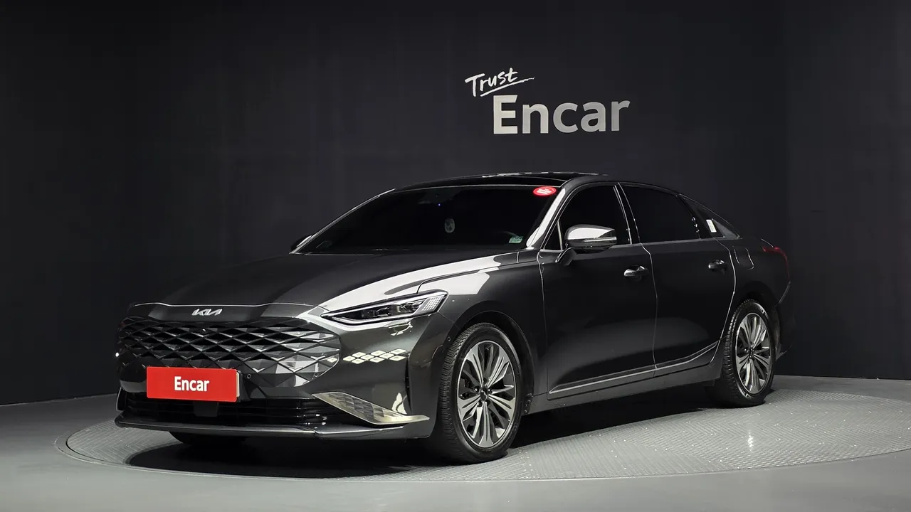 2023 Kia K8 Signature