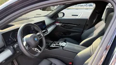 2024 BMW 5-Series 520i M Sport — фото 20