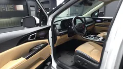 2023 Kia Carnival Gasoline 7-Seater Signature — фото 10