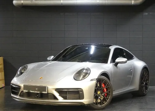 2023 Porsche 911 Carrera 4 GTS