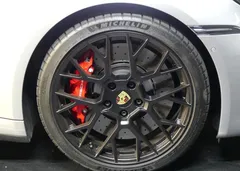 2023 Porsche 911 Carrera 4 GTS — фото 9