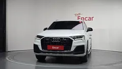 2022 Audi Q7 50 TDI Quattro Premium — фото 3