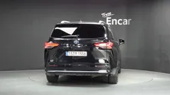 2022 Toyota Sienna 2.5 Hybrid AWD — фото 4