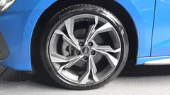 2022 Audi A3 40 TFSI Premium — фото 5