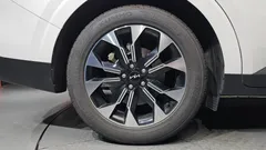 2023 Kia Carnival Gasoline 7-Seater Signature — фото 5
