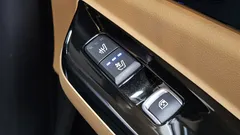 2023 Kia Carnival Gasoline 7-Seater Signature — фото 19